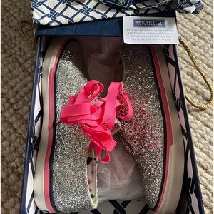 NEW with box MIlly for Sperry Top Sider silver glitter sneakers Sz 8 1/2
